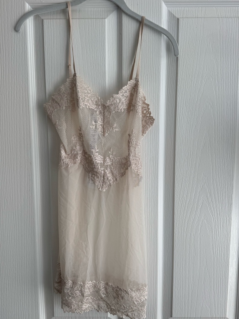 Brand New Intimissimi Chemise in Cream